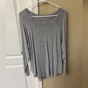 American Eagle Outfitters Heather Gray Long Sleeve Scoop Neck Top